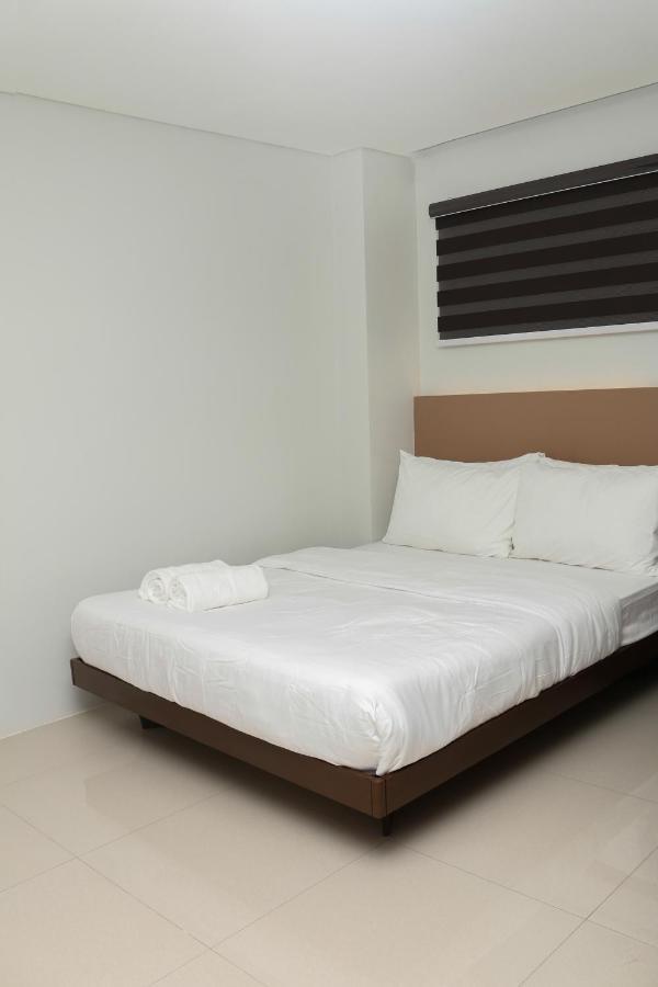 The Chipper Hotel Quezon City Bagian luar foto