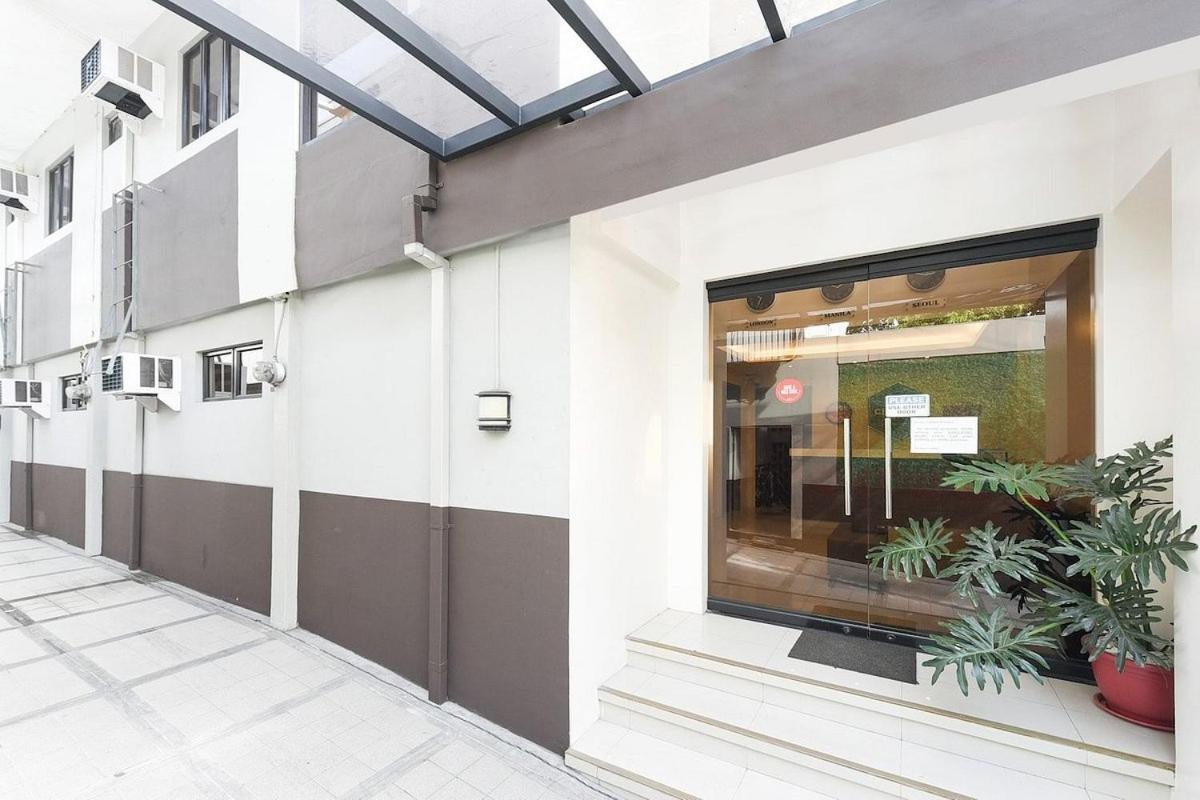 The Chipper Hotel Quezon City Bagian luar foto