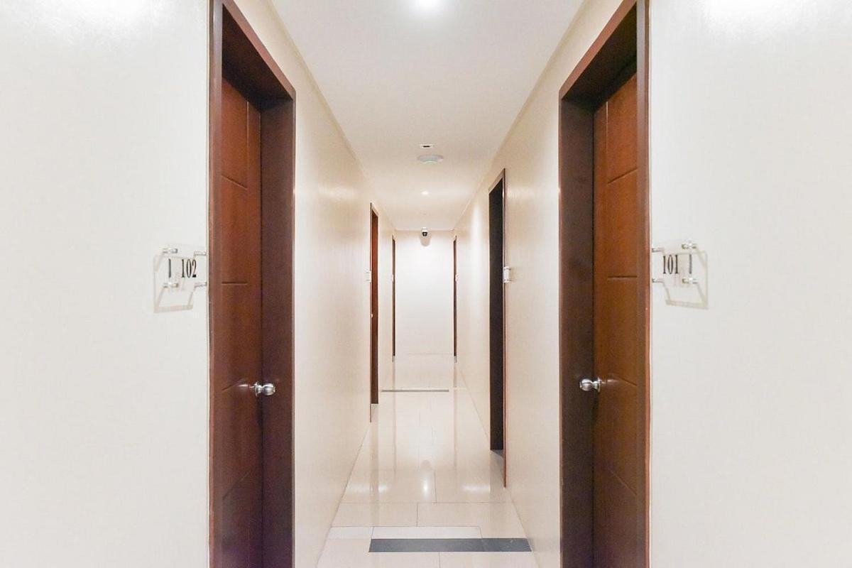 The Chipper Hotel Quezon City Bagian luar foto